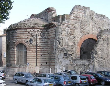 Baths of Constantine in Arles, with walls still at full height